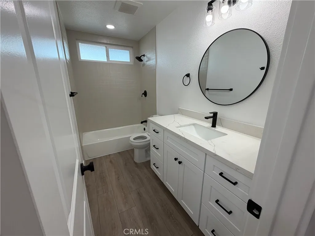 1400 W Warner Avenue 42, Santa Ana, California 92704 home-pic-7