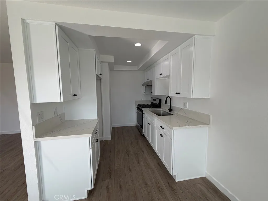 1400 W Warner Avenue 42, Santa Ana, California 92704 home-pic-1