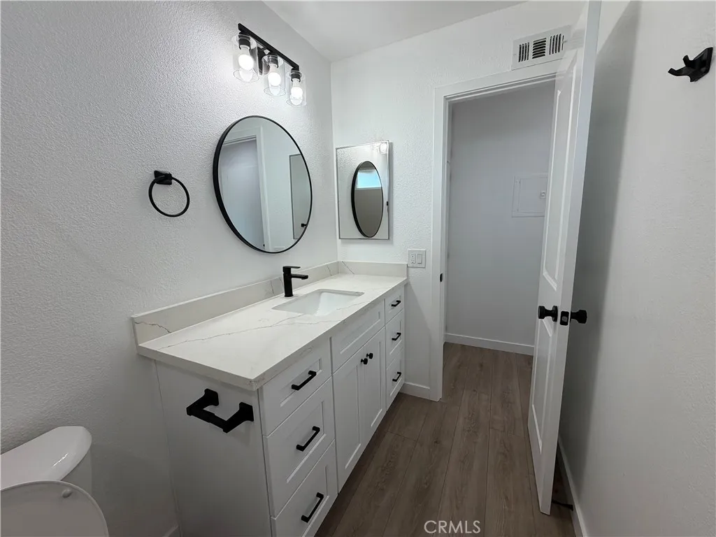 1400 W Warner Avenue 42, Santa Ana, California 92704 home-pic-8