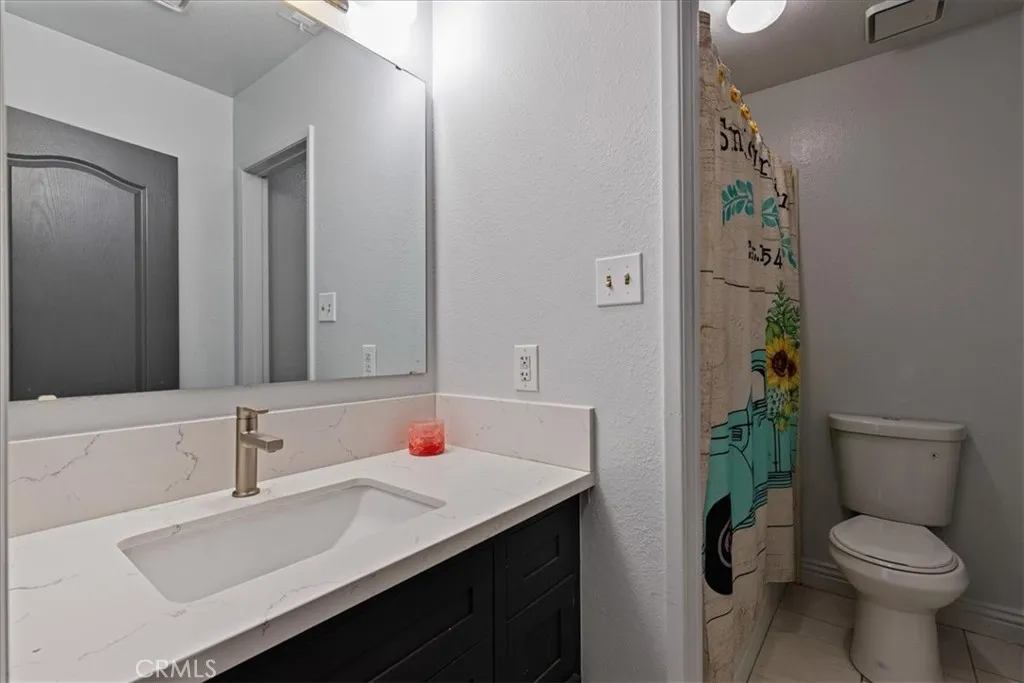 4833 W Avenue K10, Lancaster, California 93536 home-pic-9
