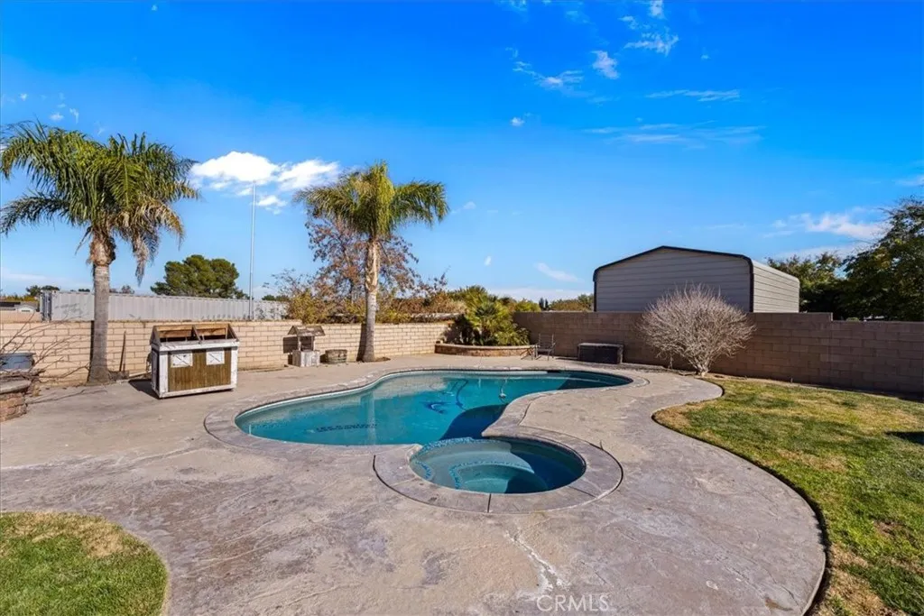 4833 W Avenue K10, Lancaster, California 93536 home-pic-11