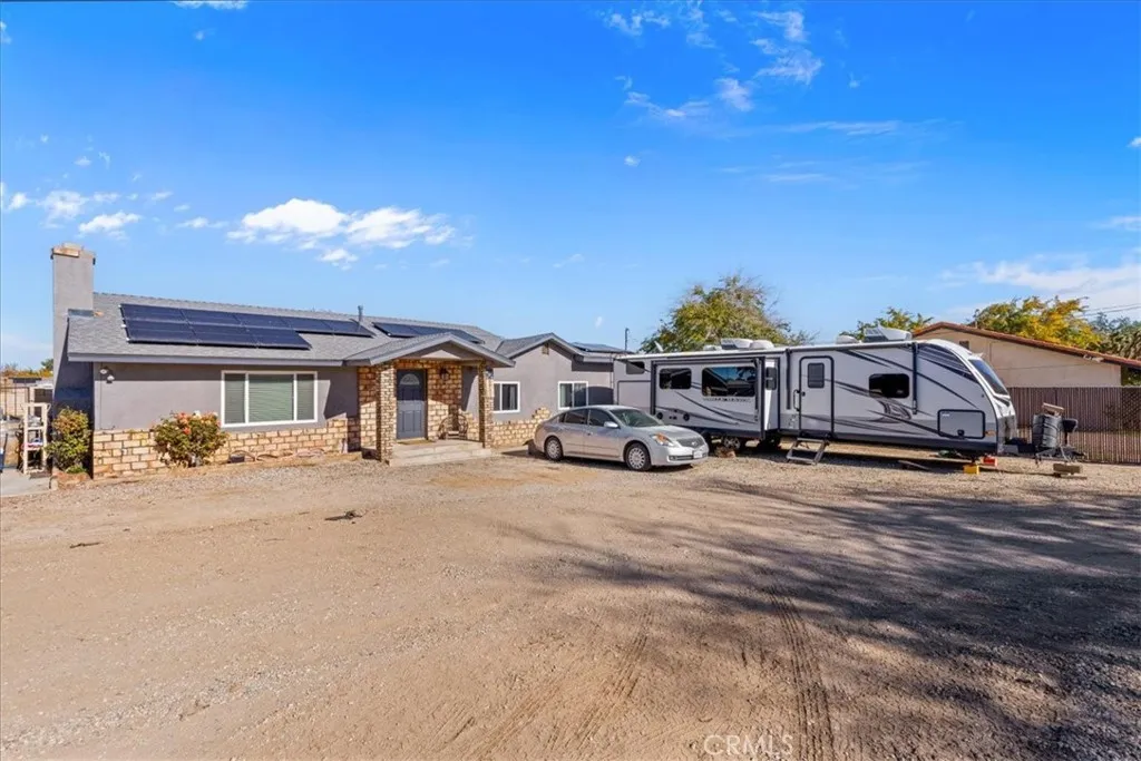 4833 W Avenue K10, Lancaster, California 93536 home-pic-1