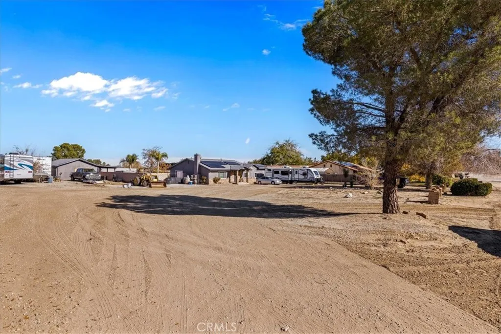 4833 W Avenue K10, Lancaster, California 93536 home-pic-18