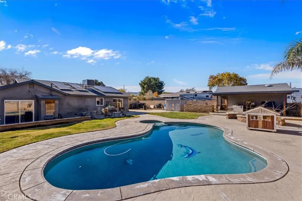 4833 W Avenue K10, Lancaster, California 93536 home-pic-12