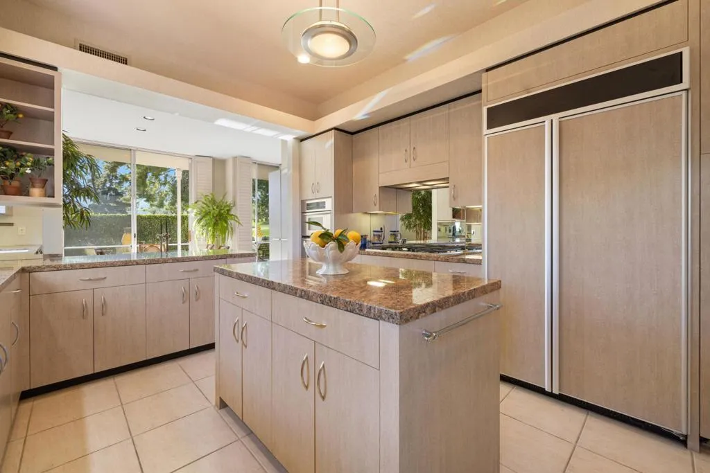 73547 Minzah Way, Palm Desert, California 92260 home-pic-17