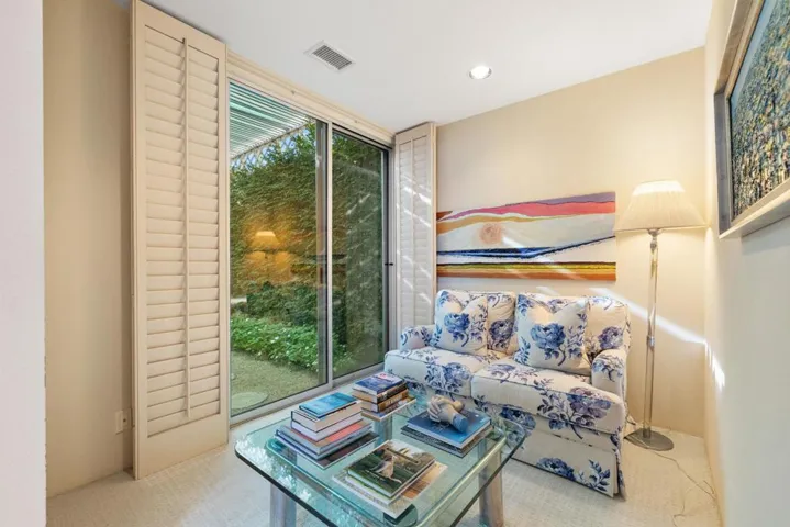 034_100-print-2h8a2819_490