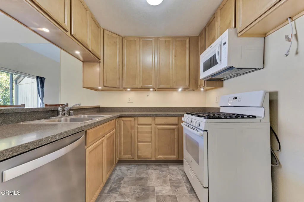 1766 Sinaloa Road 282, Simi Valley, California 93065 home-pic-1