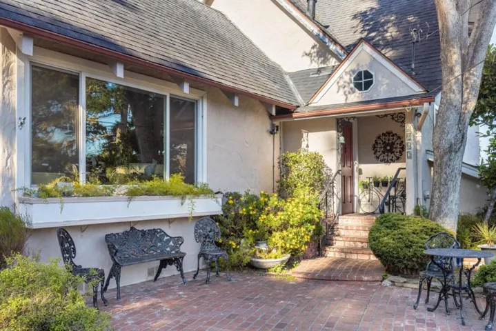 2962 Club Road, Pebble Beach, California 93953