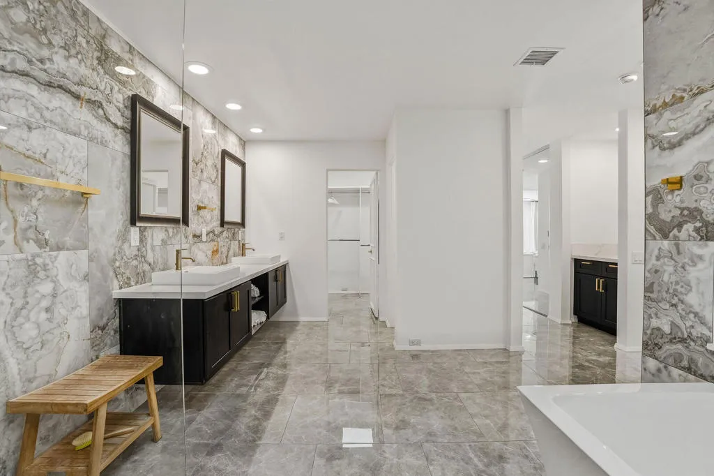 Reverse View of Bathroom