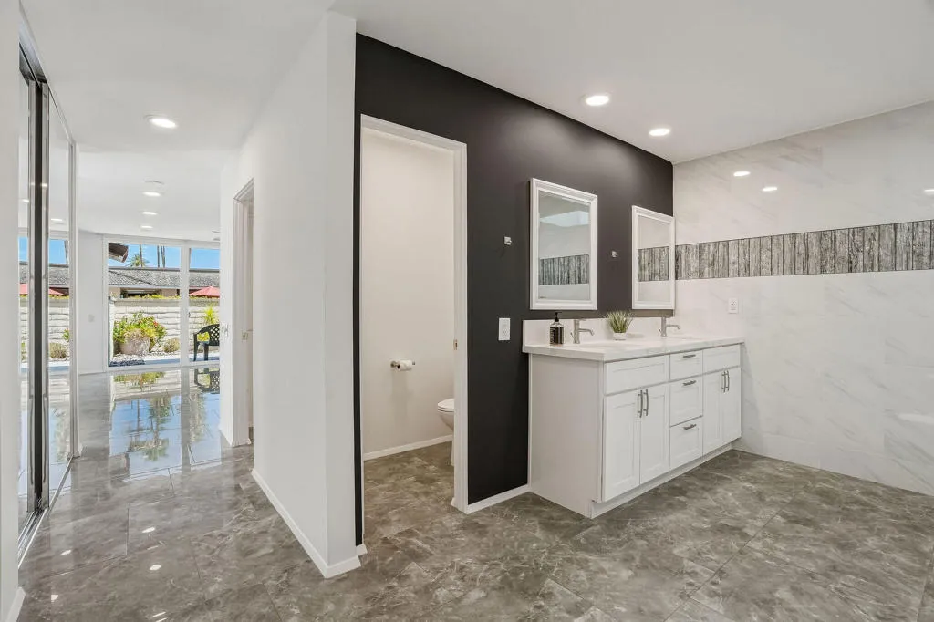 Reverse View of Guest Bath 1