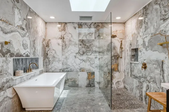 Primary Shower & Soaking Tub