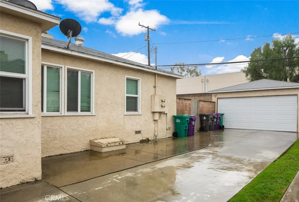 2411 2413 Termino, Long Beach, California 90815 home-pic-3