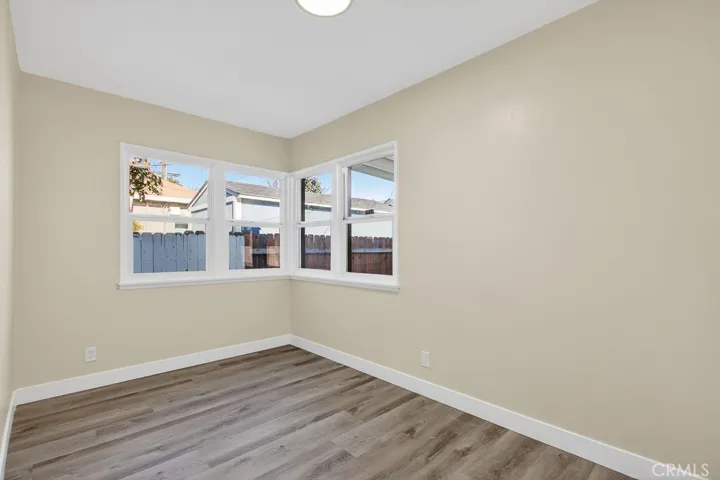 2332 S Highland Avenue, Los Angeles, California 90016