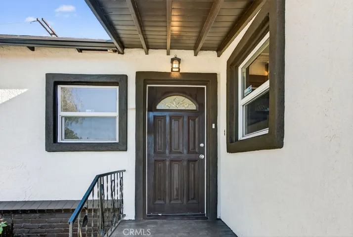 2332 S Highland Avenue, Los Angeles, California 90016