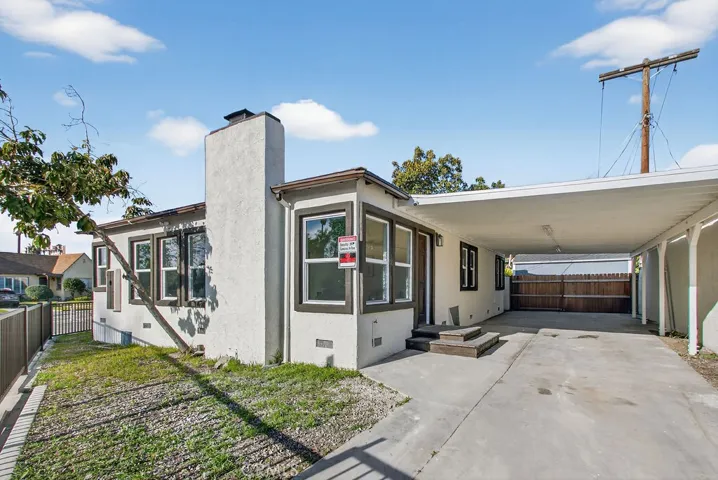 2332 S Highland Avenue, Los Angeles, California 90016