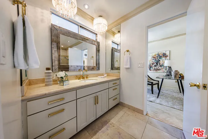 Jack & Jill bathroom