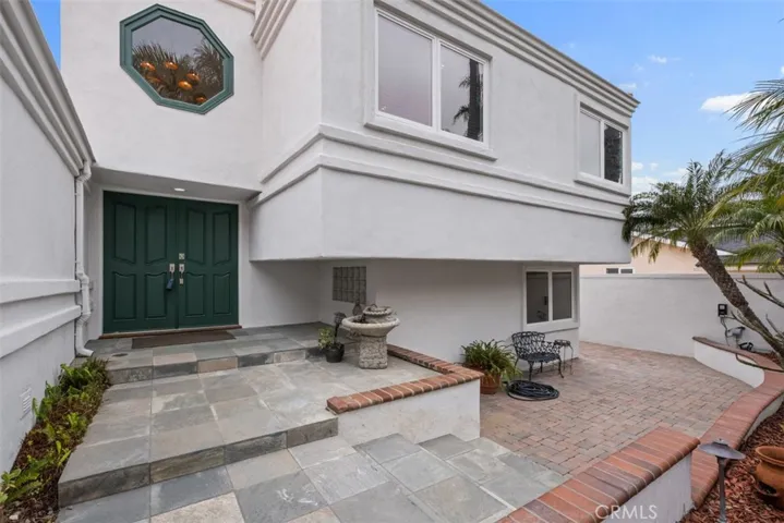 Home entrance double door entry