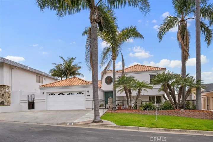 Nice 2 car Garage and 3 car driveway, NO HOA