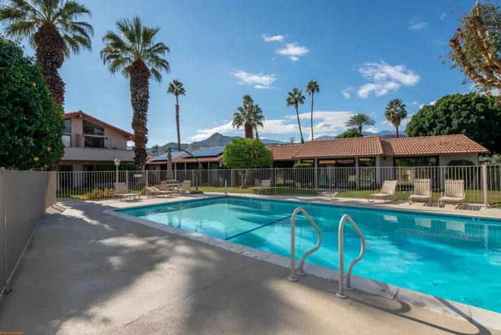 Were Focused 5985 Spoon-30