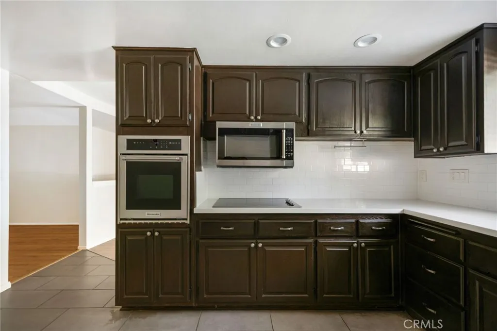 1609 Catalina, Santa Ana, California 92705 home-pic-20