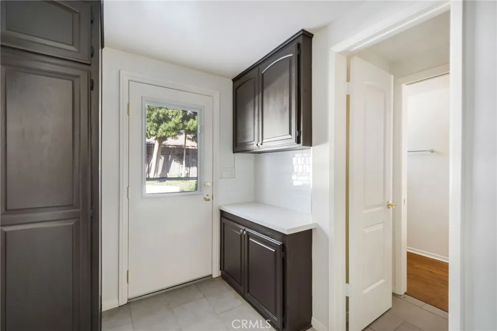 1609 Catalina, Santa Ana, California 92705 home-pic-23