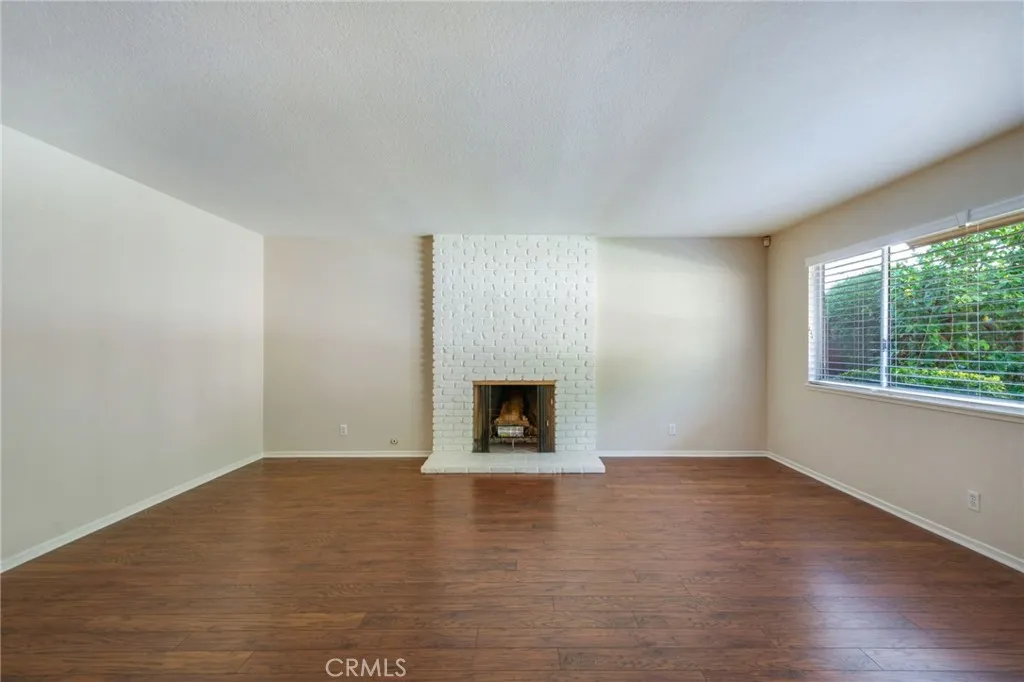 1609 Catalina, Santa Ana, California 92705 home-pic-10