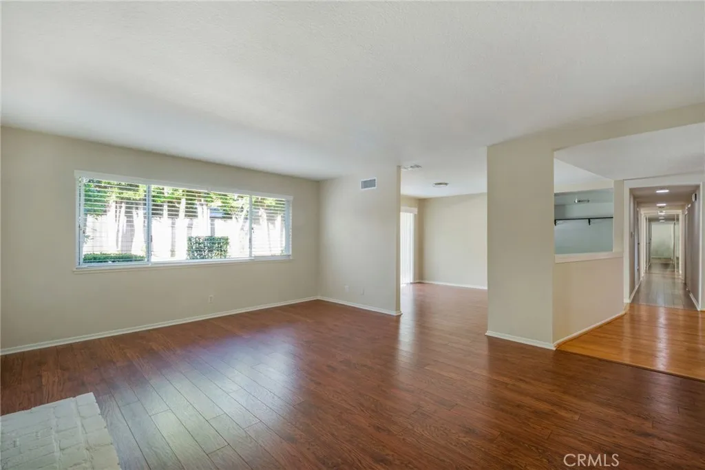 1609 Catalina, Santa Ana, California 92705 home-pic-14