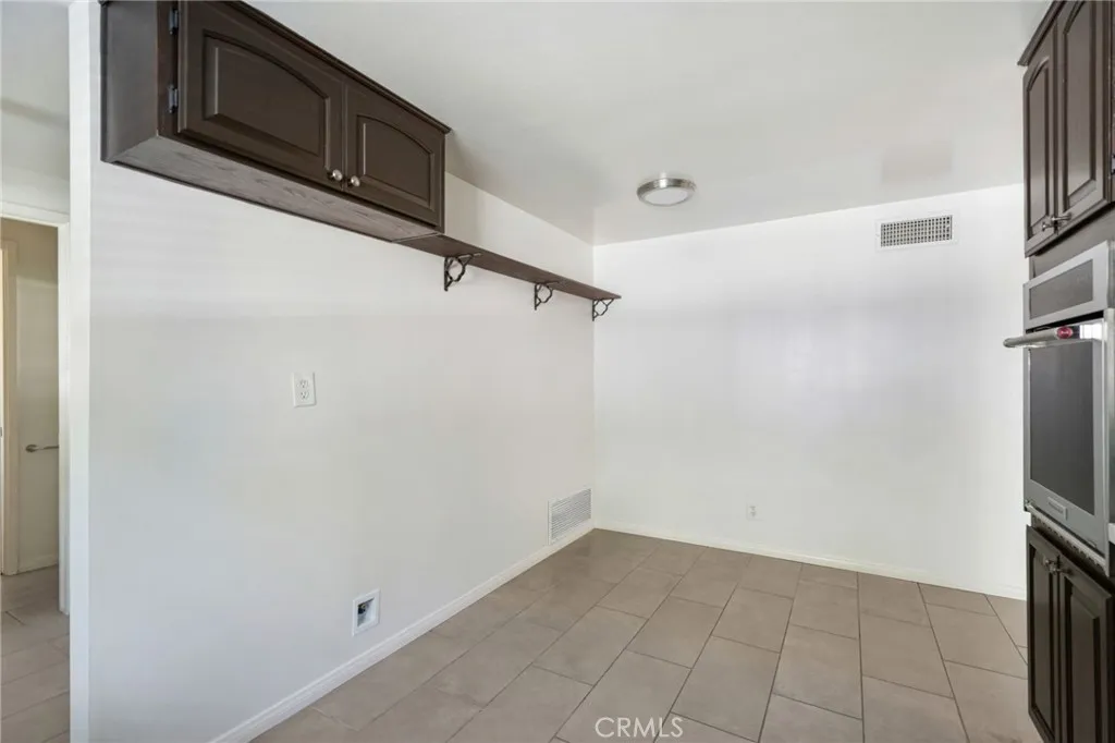 1609 Catalina, Santa Ana, California 92705 home-pic-22