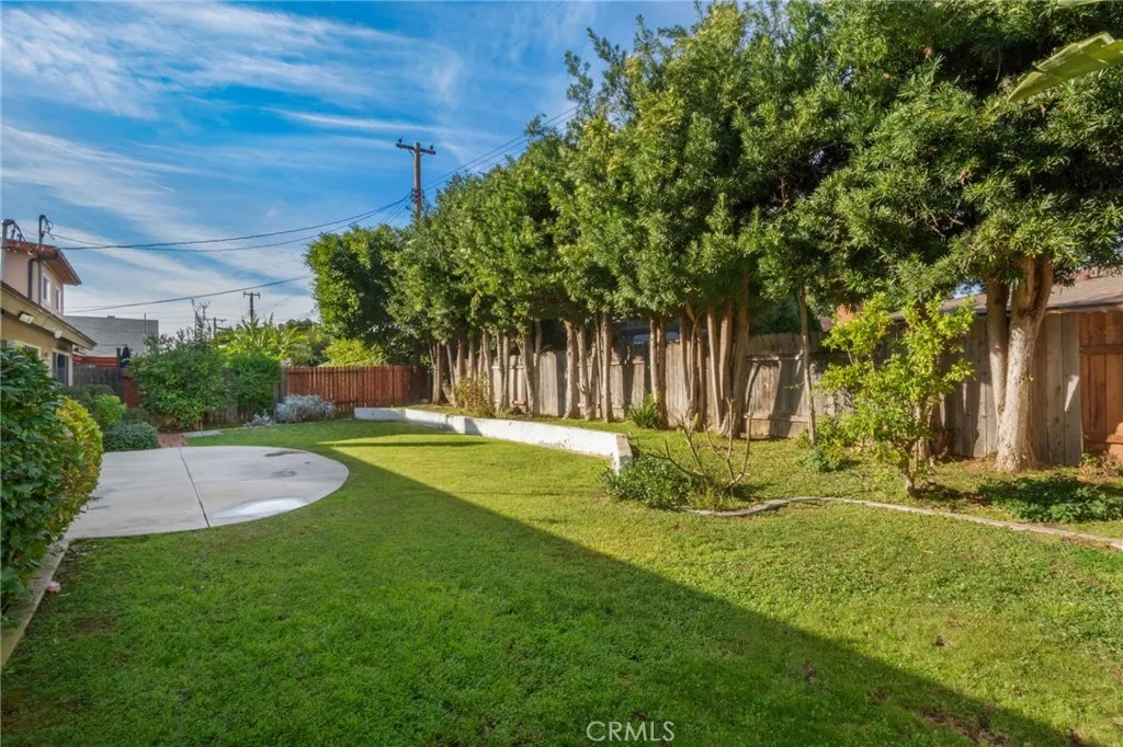 1609 Catalina, Santa Ana, California 92705 home-pic-35