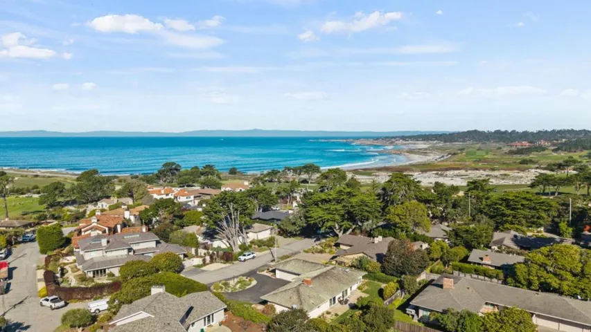 2959 Lake Road, Pebble Beach, California 93953