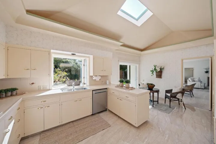 2959 Lake Road, Pebble Beach, California 93953