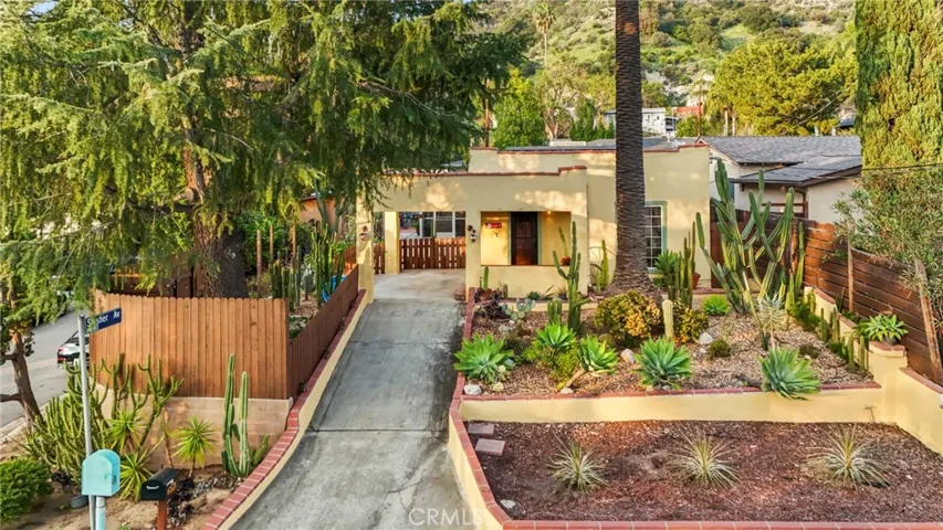 6521 Day, Tujunga, California 91042