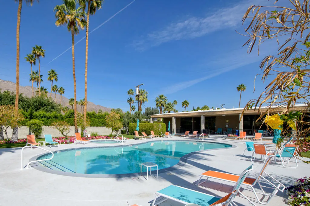 1111 E Ramon Road 1, Palm Springs, California 92264 home-pic-12