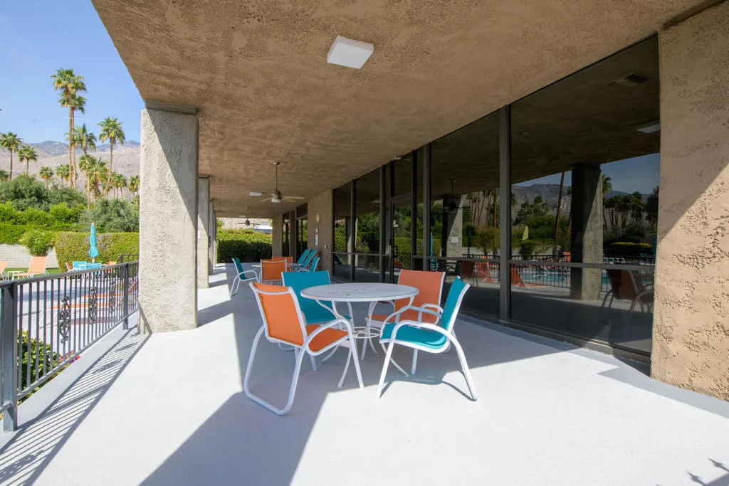 1111 E Ramon Road 1, Palm Springs, California 92264 home-pic-10