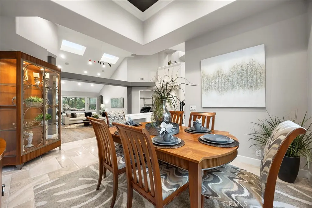 5325 Kodiak Mountain Drive, Yorba Linda, California 92887 home-pic-14