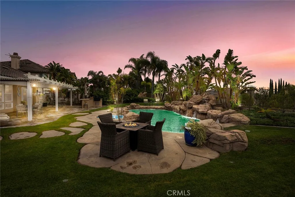 5325 Kodiak Mountain Drive, Yorba Linda, California 92887 home-pic-18