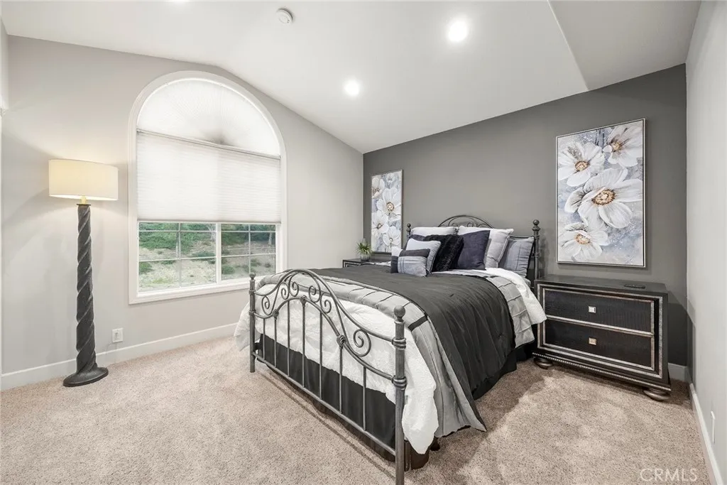 5325 Kodiak Mountain Drive, Yorba Linda, California 92887 home-pic-36