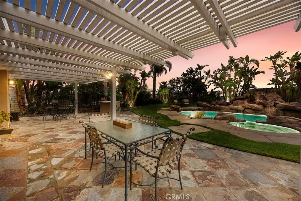 5325 Kodiak Mountain Drive, Yorba Linda, California 92887 home-pic-17