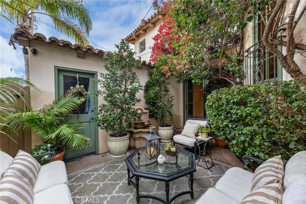 2508 Pine, Manhattan Beach, California 90266 home-pic-11