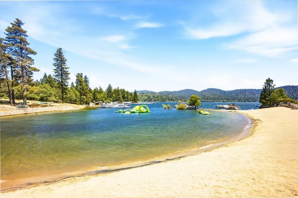 Tavern Bay Beach Club