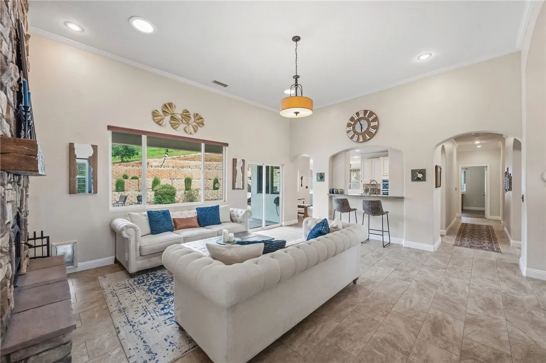 45600 La Cruz Dr., Temecula, California 92590 home-pic-21