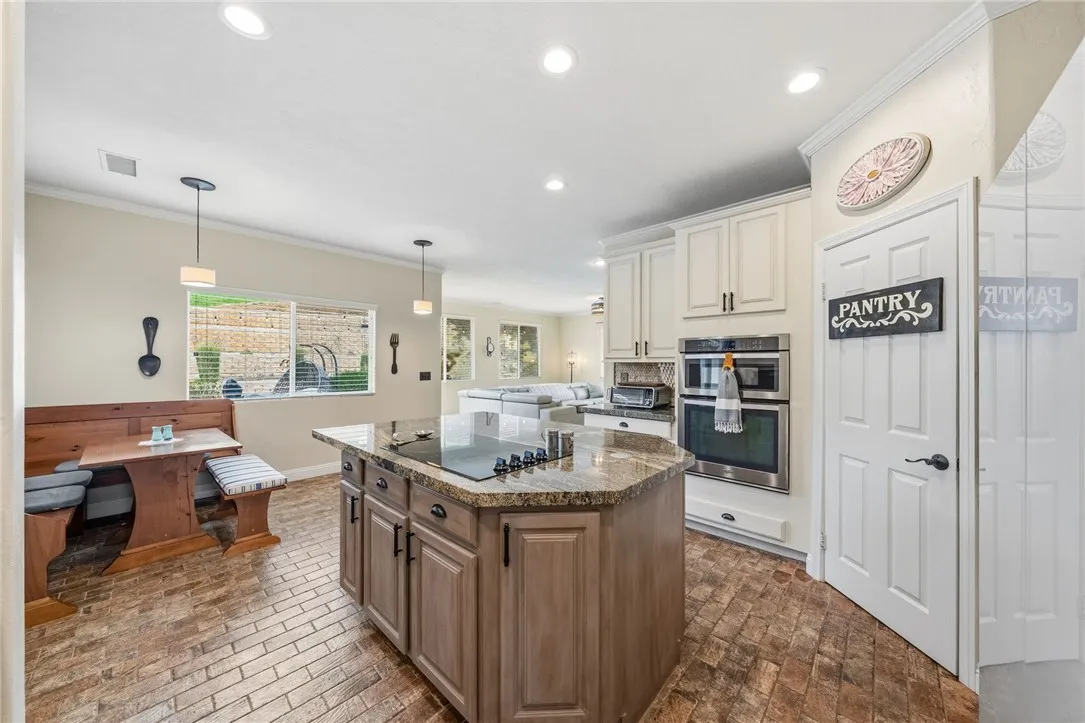 45600 La Cruz Dr., Temecula, California 92590 home-pic-31