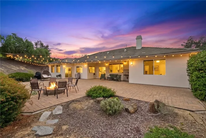 45600 La Cruz Dr., Temecula, California 92590