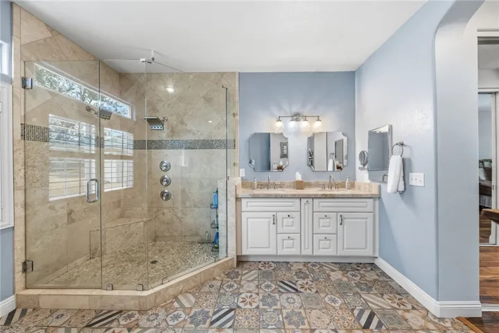45600 La Cruz Dr., Temecula, California 92590