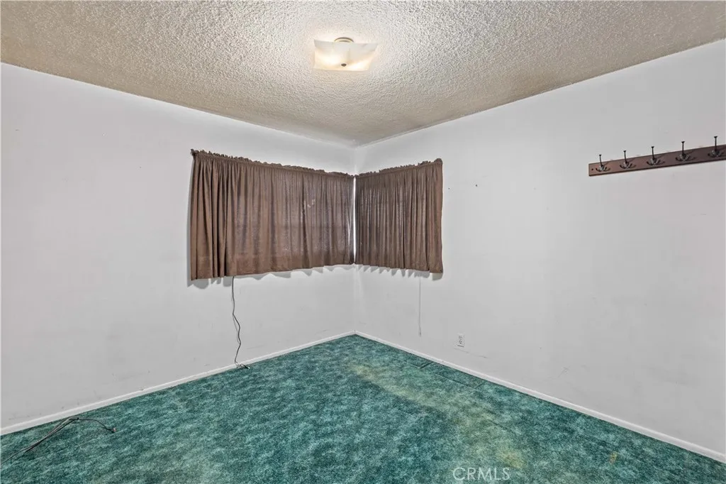 1118 E Avenue K, Lancaster, California 93535 home-pic-22