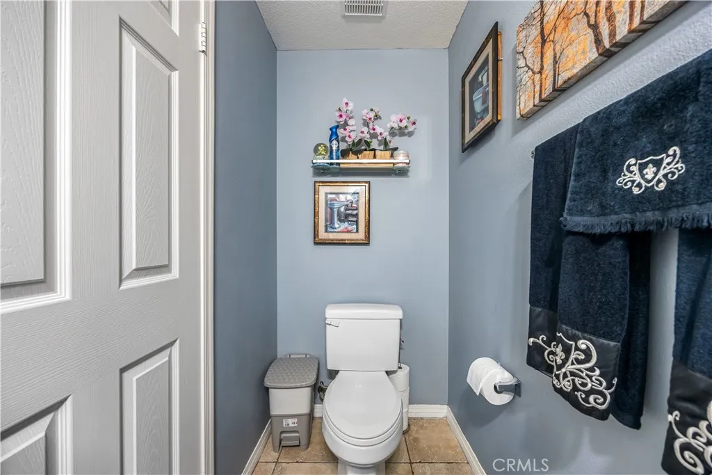 40755 Knollwood Court, Palmdale, California 93551 home-pic-22