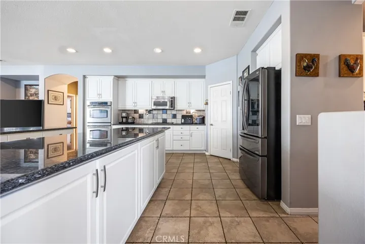 40755 Knollwood Court, Palmdale, California 93551