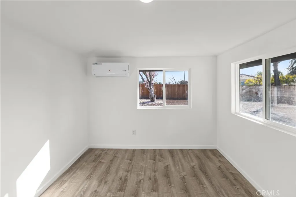 35211 Elm Lane, Yucaipa, California 92399 home-pic-40