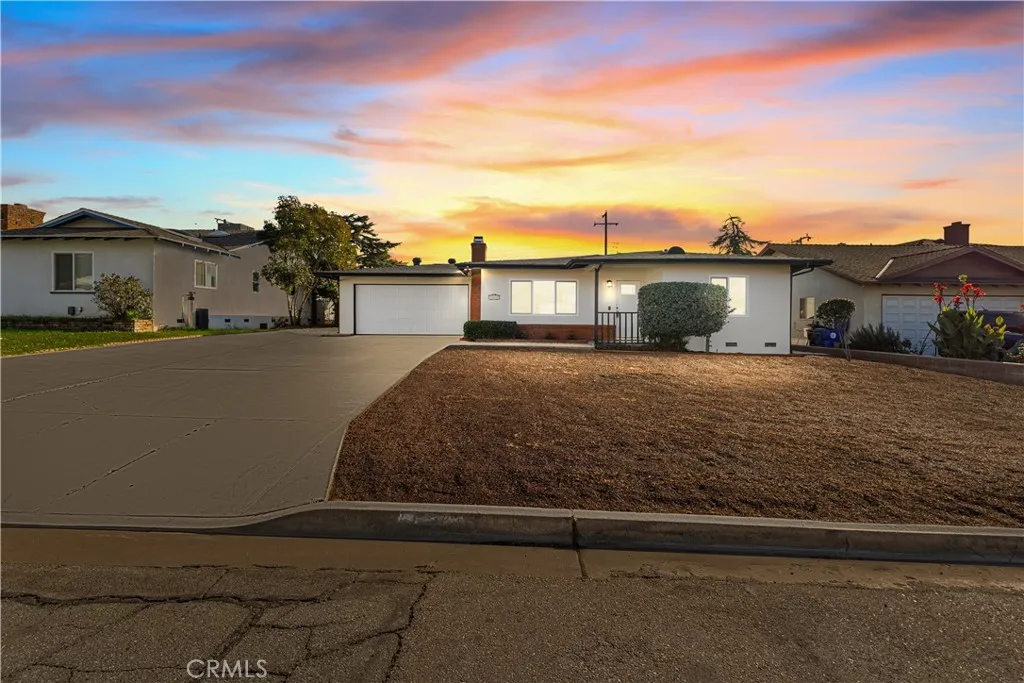 35211 Elm Lane, Yucaipa, California 92399 home-pic-1