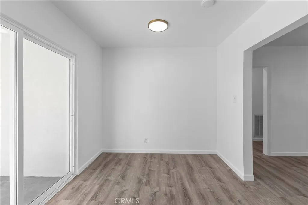 35211 Elm Lane, Yucaipa, California 92399 home-pic-17